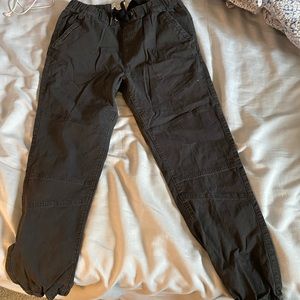 Cotton-on black joggers.